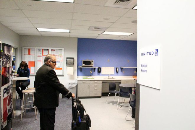 乘客永不會發現的秘密:空乘人員專用休息室